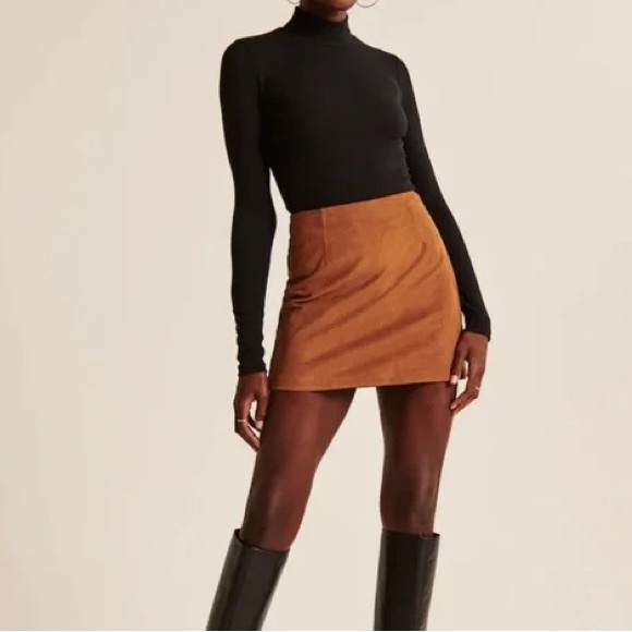 Abercrombie & Fitch Dresses & Skirts - Abercrombie & Fitch Tan Suede Skirt